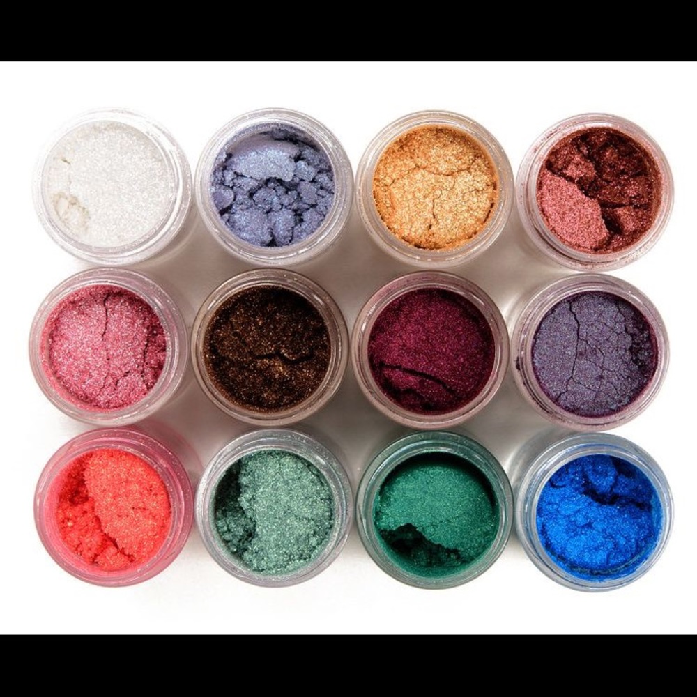 Colourpop x Kathleen lights zodiac loose powder